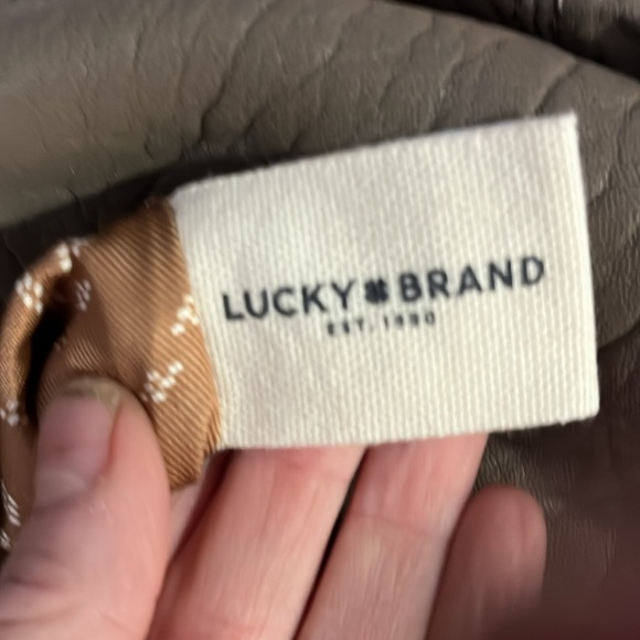 NWOT! Lucky Brand Gray Buffalo Grain Leather Hobo Shoulder Bag - Picture 9 of 11